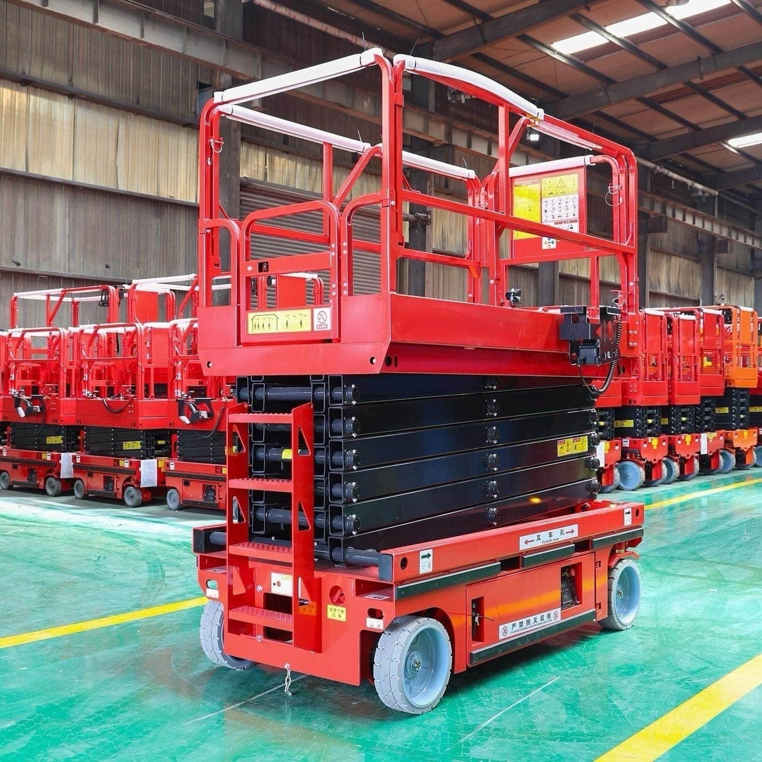 Hengjinrui self propelled scissor lift for warehouse lifting