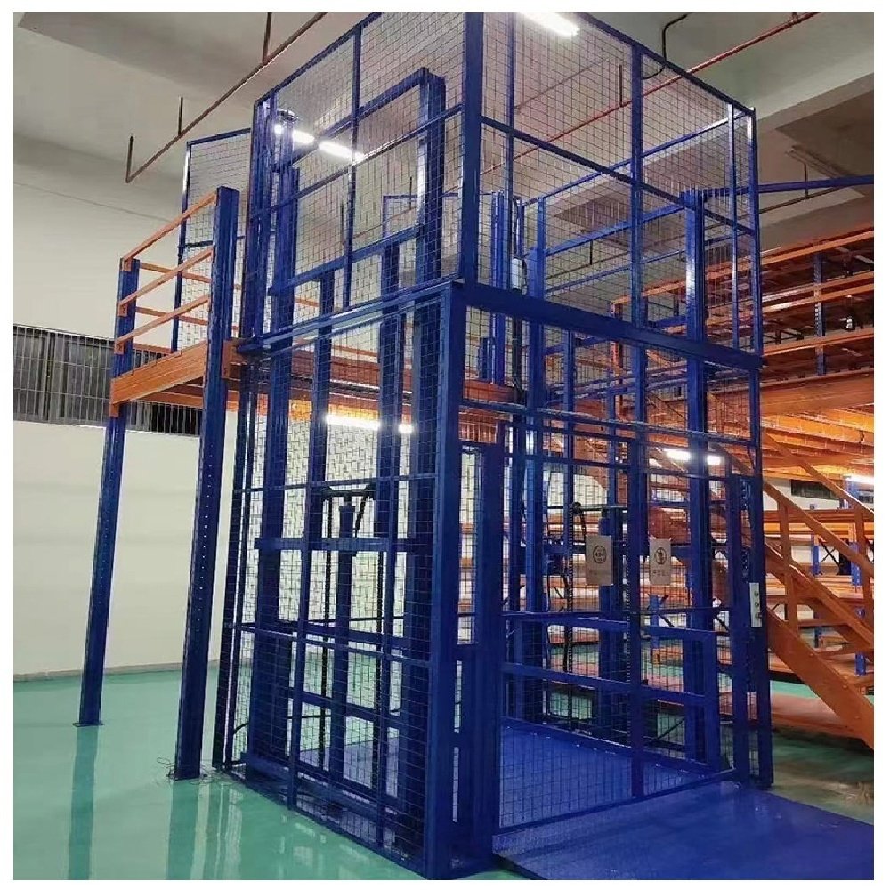 Más Allá de la Carga: El Papel Estratégico de los Elevador de Carga en la Eficiencia Industrial Moderna 1 Customized freight elevator installation in Middle East